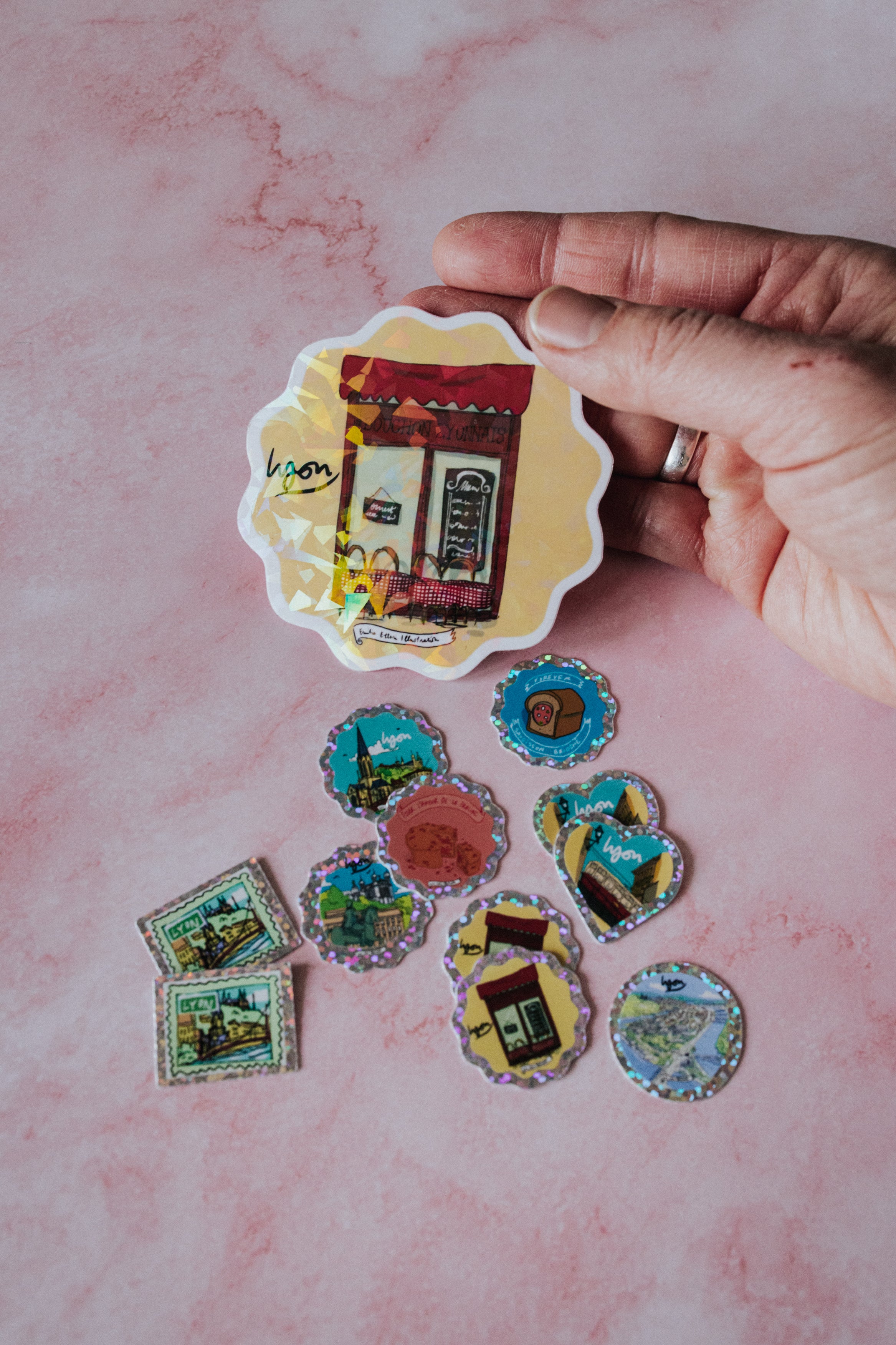 Pochette surprise 4 stickers !