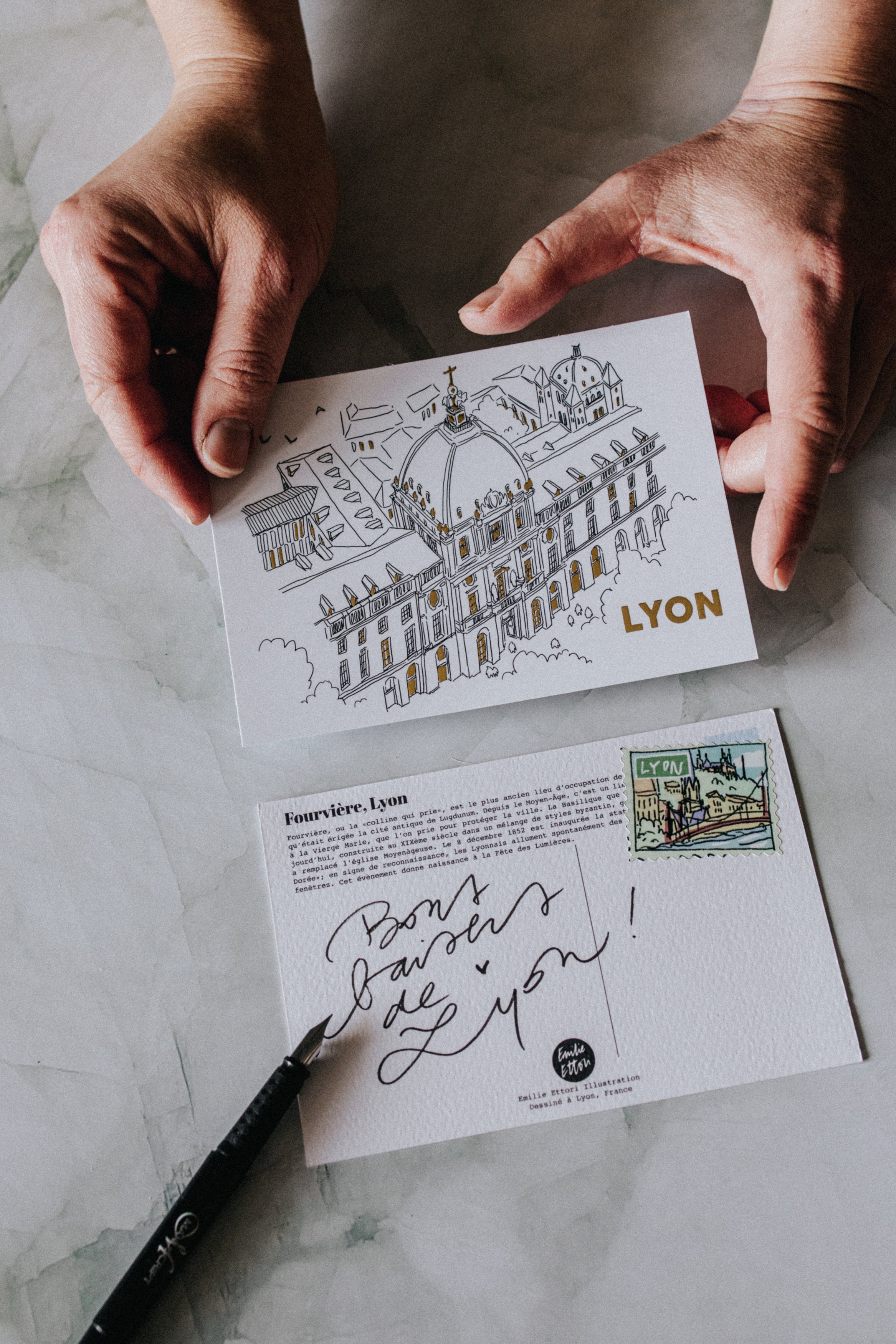 Pochette surprise 4 cartes postales