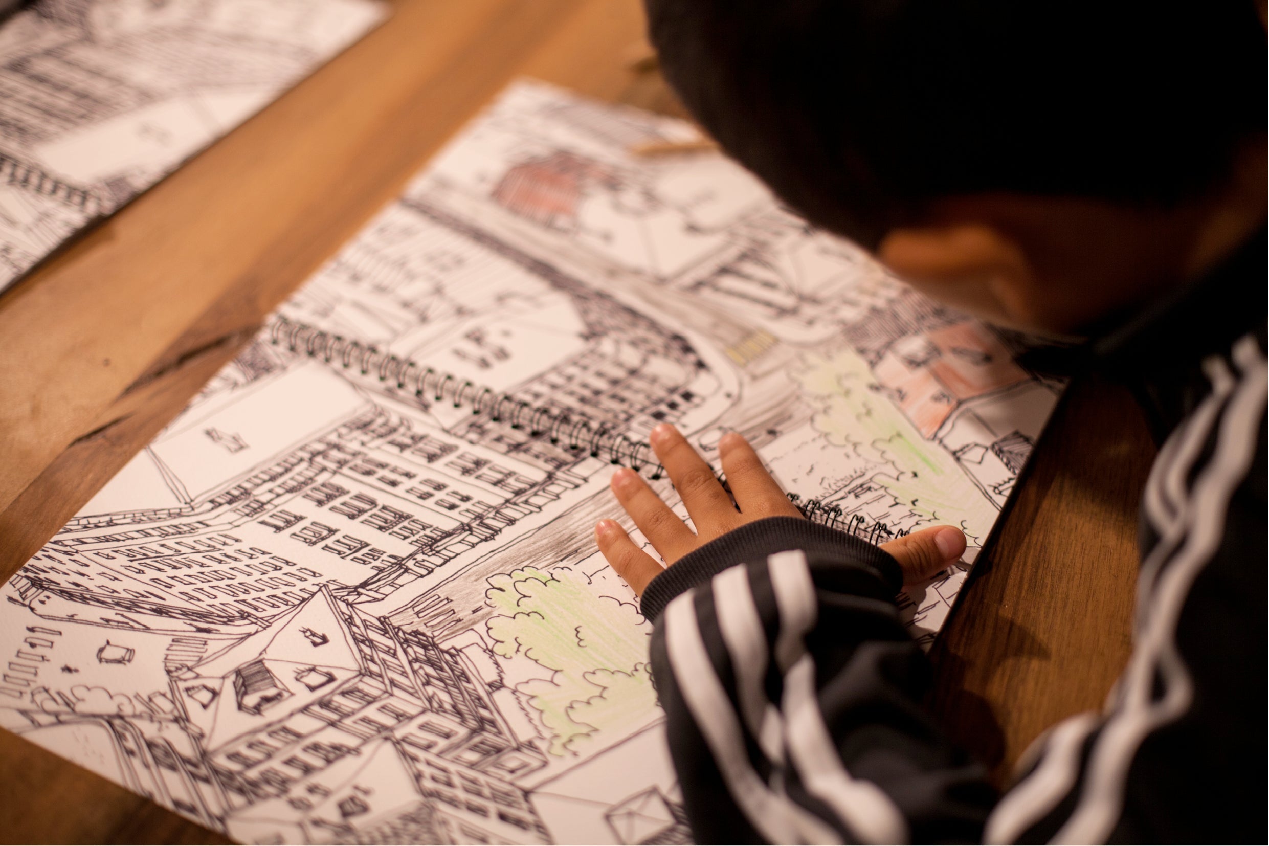 Carnet de coloriage Les rues de Lyon